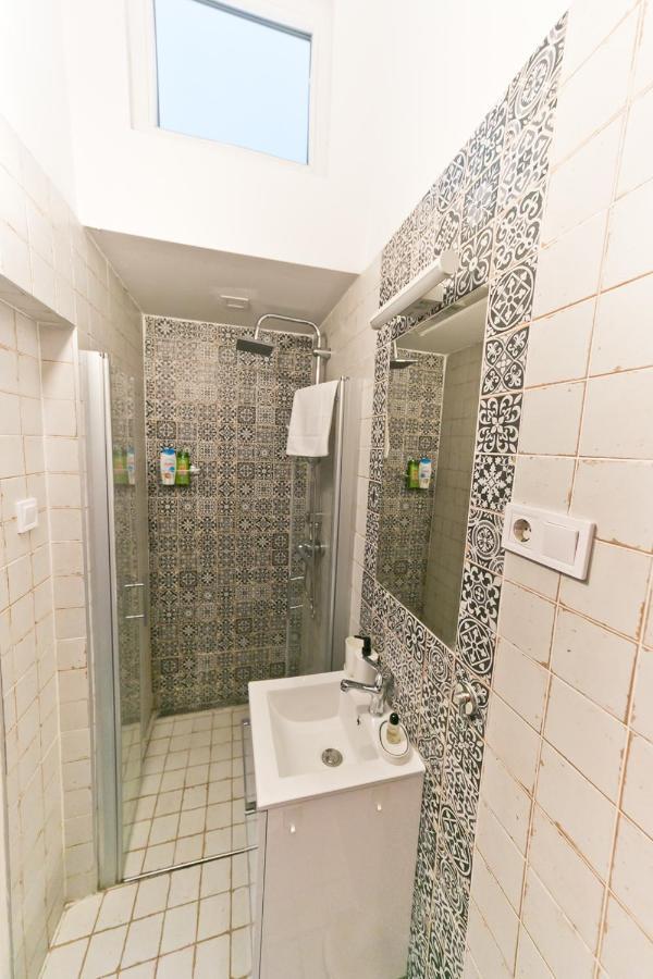 Dob Duplex * Budapesta